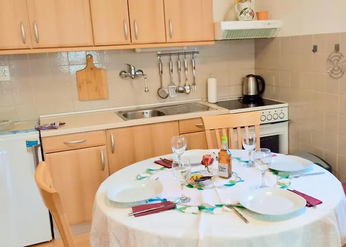 Miabella House - 2 Bedrooms And Terrace *