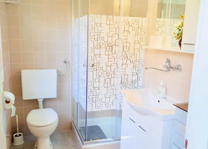 Miabella House - 2 Bedrooms And Terrace Dom wakacyjny