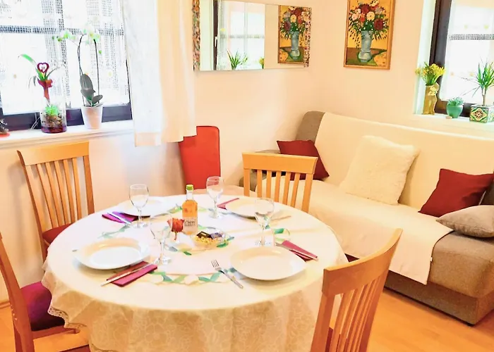 Miabella House - 2 Bedrooms And Terrace بيت للعطل *